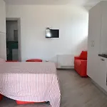 Immobiliare Schiavone Srl Apartmanhotel 3*