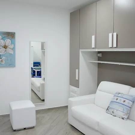 Aparthotel Immobiliare Schiavone Srl 3*